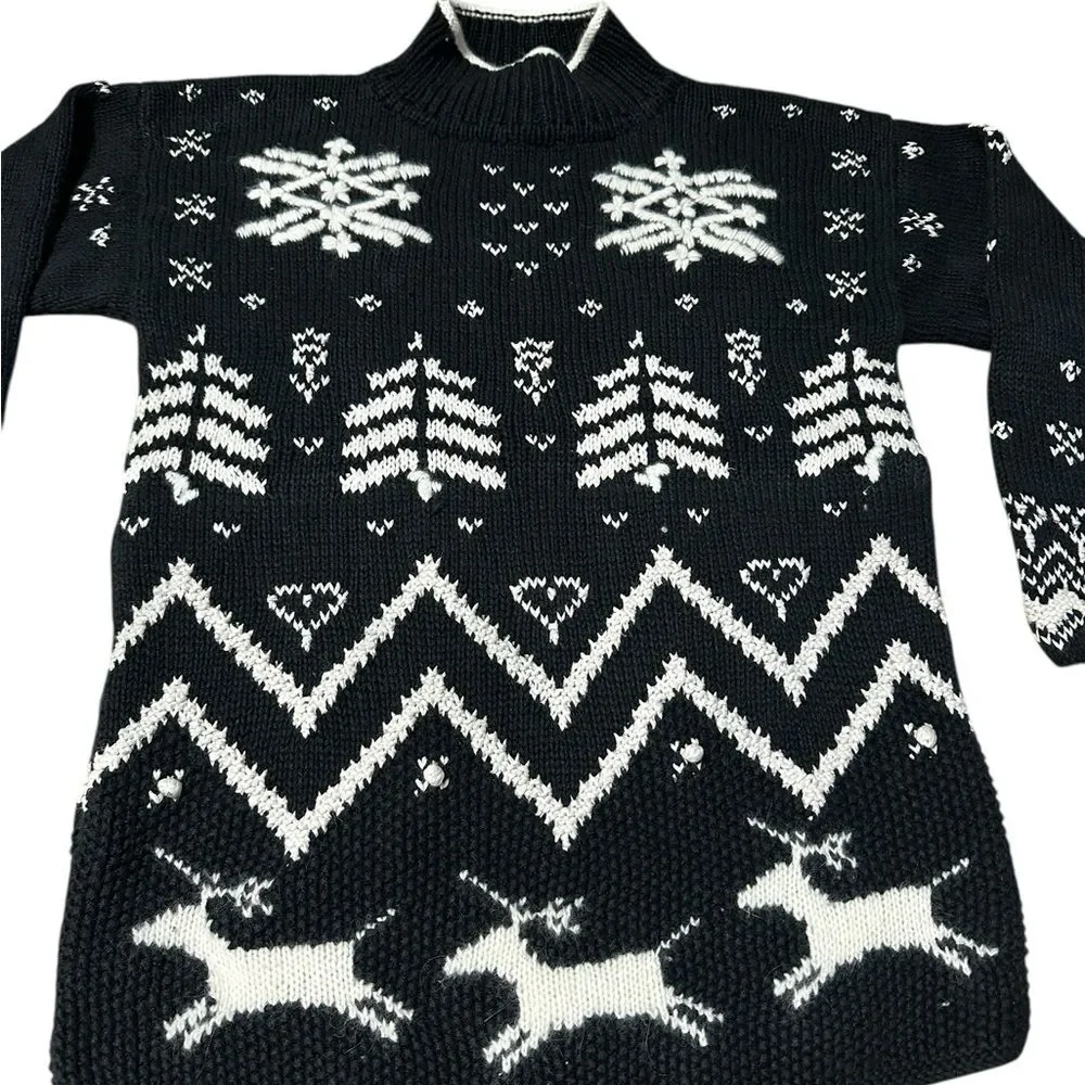 Vintage G.H. Bass Hand Knit Nordic Reindeer Sweater Womens M Ramie Cotton